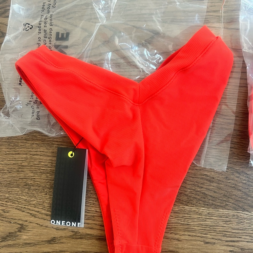 Vibrant Red Bikini Set - image 5